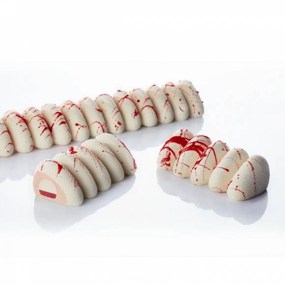 Форма силиконовая PAVOFLEX для пирож. 3D "Завидный" 360х50мм h36мм, 410мл, 5 ячеек Pavoni PX4320S Форма силиконовая PAVOFLEX для пирож. 3D "Завидный" 360х50мм h36мм, 410мл, 5 ячеек Pavoni PX4320S